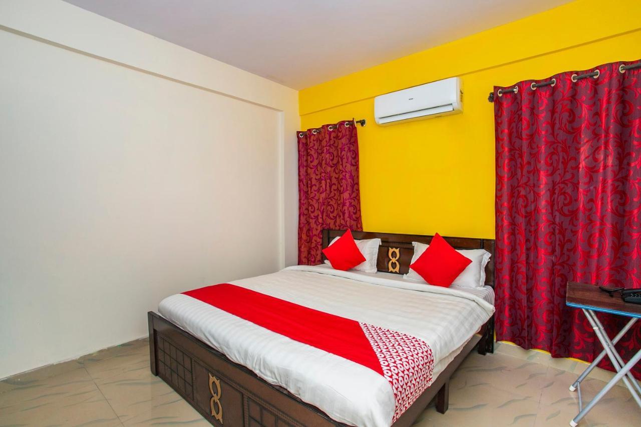 Hotel Oyo 16500 Airport Royal Comforts Yelahanka Esterno foto